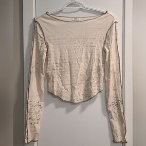 NWOT Ardene Cream Long-Sleeve Script Print Top 🖤